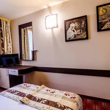 Hotel Rostov 4*